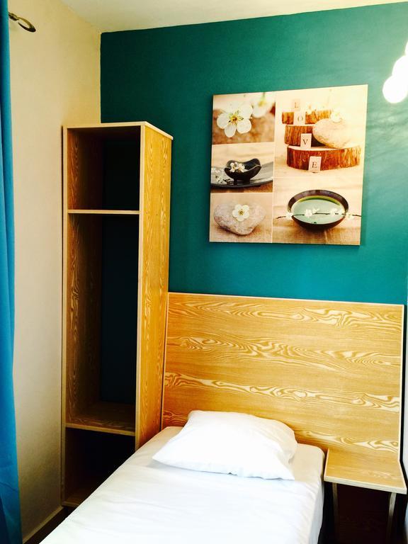 L'Annexe 66 , Saint Denis Centre Ville , A 200 M De La Rue Pietonne , Du Petit Marche Et Du Leader Price , Sur Une Rue Calme, Parking Gratuit Sur La Rue Номер фото