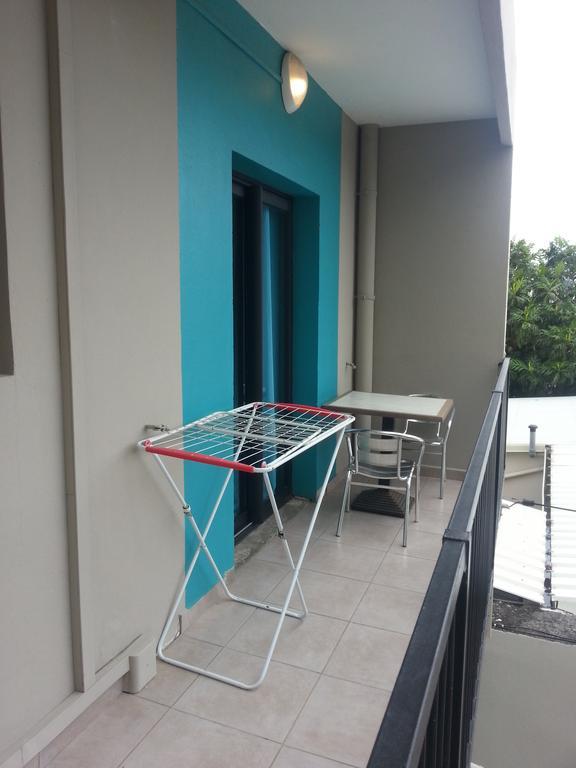 L'Annexe 66 , Saint Denis Centre Ville , A 200 M De La Rue Pietonne , Du Petit Marche Et Du Leader Price , Sur Une Rue Calme, Parking Gratuit Sur La Rue Екстер'єр фото